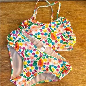 NEW tea Girl’s Floral Fruit Ruffle Swim Set